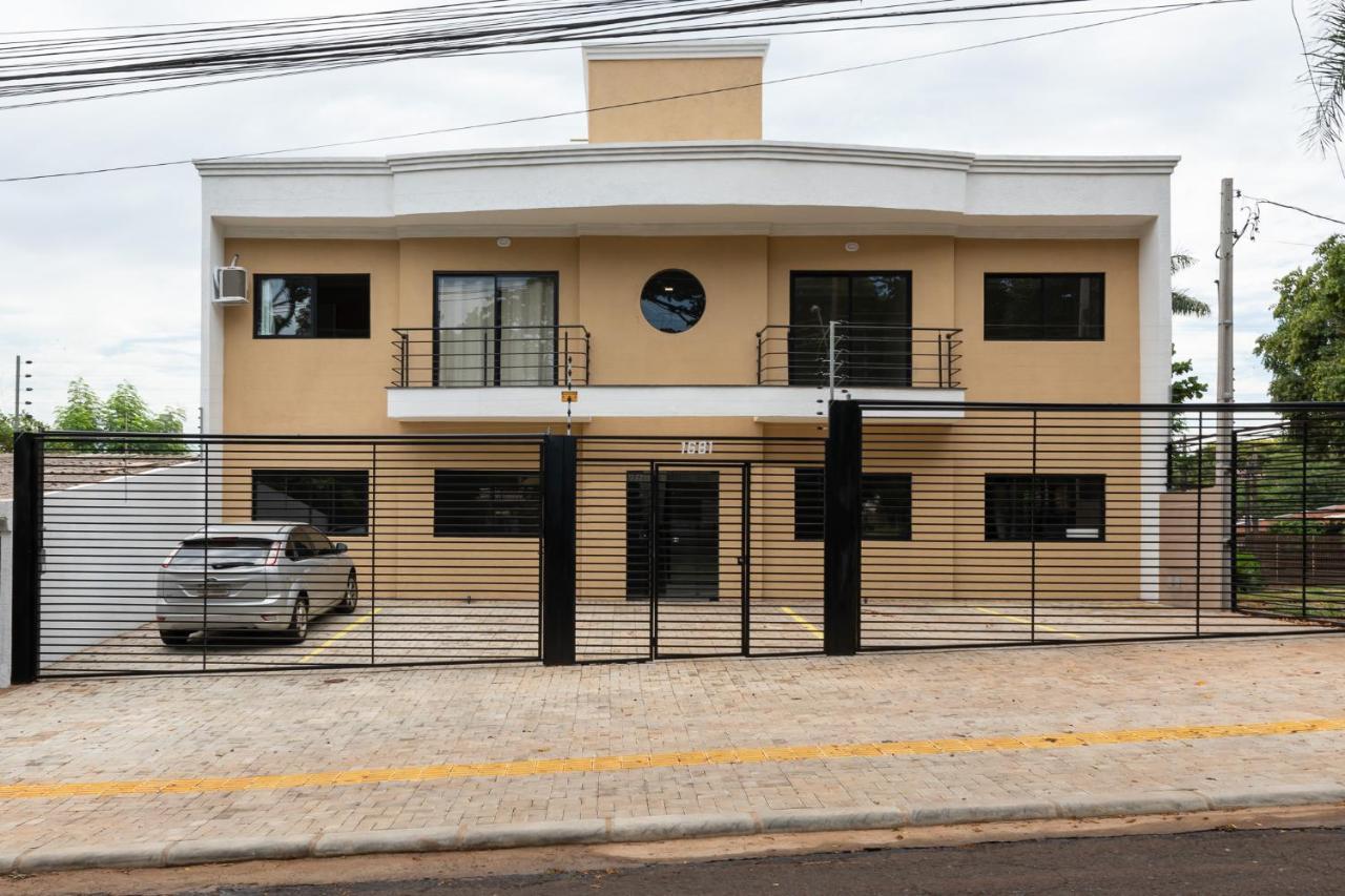 Apartamento Regiao Central De 伊瓜苏 外观 照片